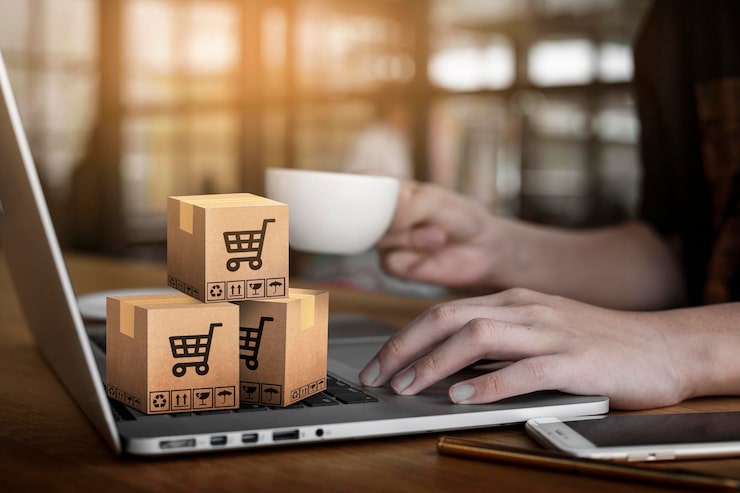 midsection-man-using-mobile-phone_1048944-10905433